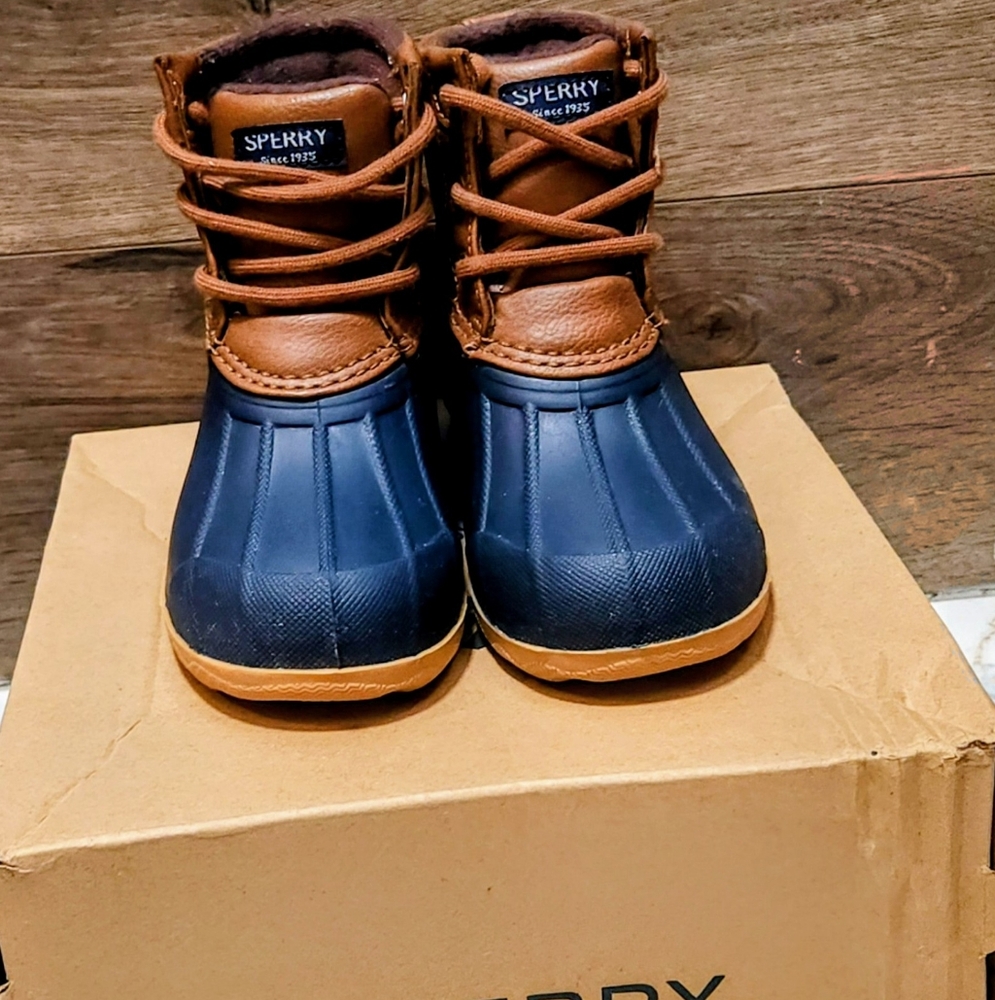 Sperry Tan/Blue Duck boot